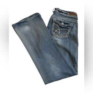 Wallflower Luscious Curvy Fit Bootcut Jeans Size 7 Embroidered Back Pockets Y2K